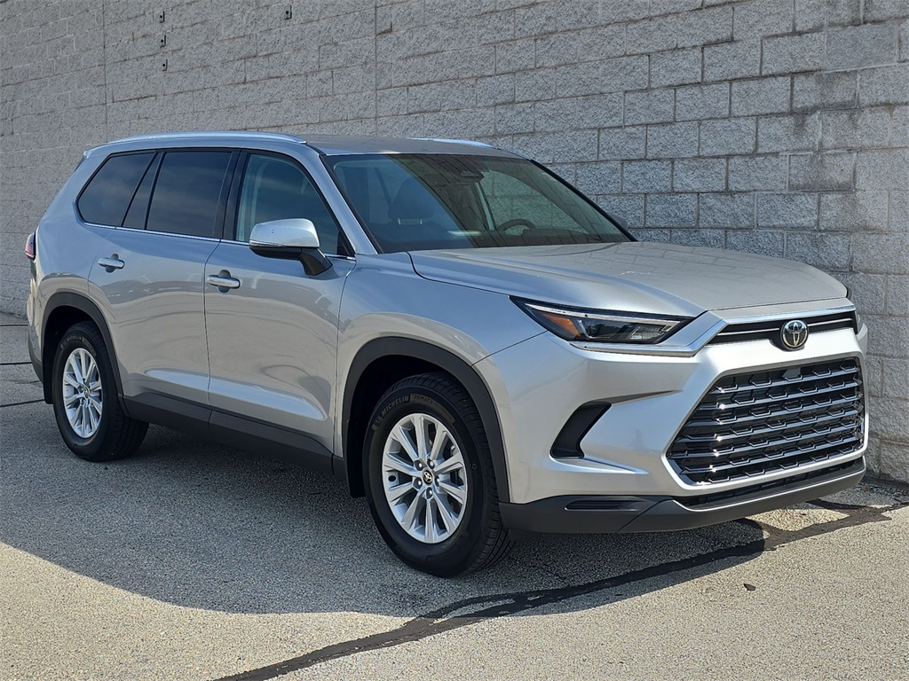 2025 Toyota Highlander Hybrid XLE photo 11