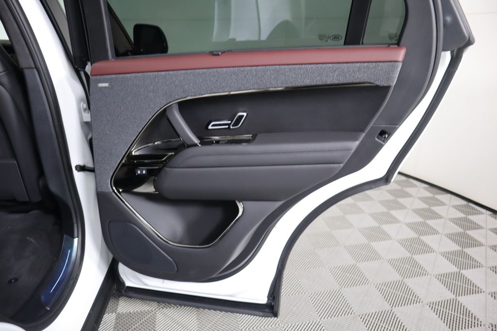 2025 Land Rover Range Rover Sport Autobiography photo 24