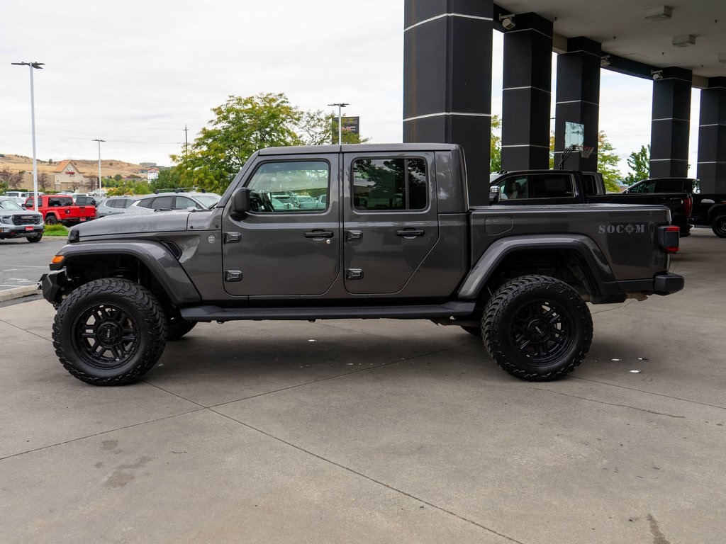 2021 Jeep Gladiator Overland photo 3