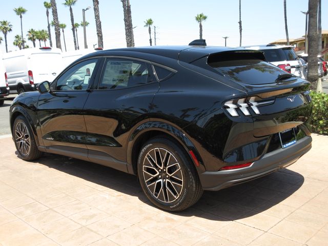 2025 Ford Mustang Mach-E Premium photo 2