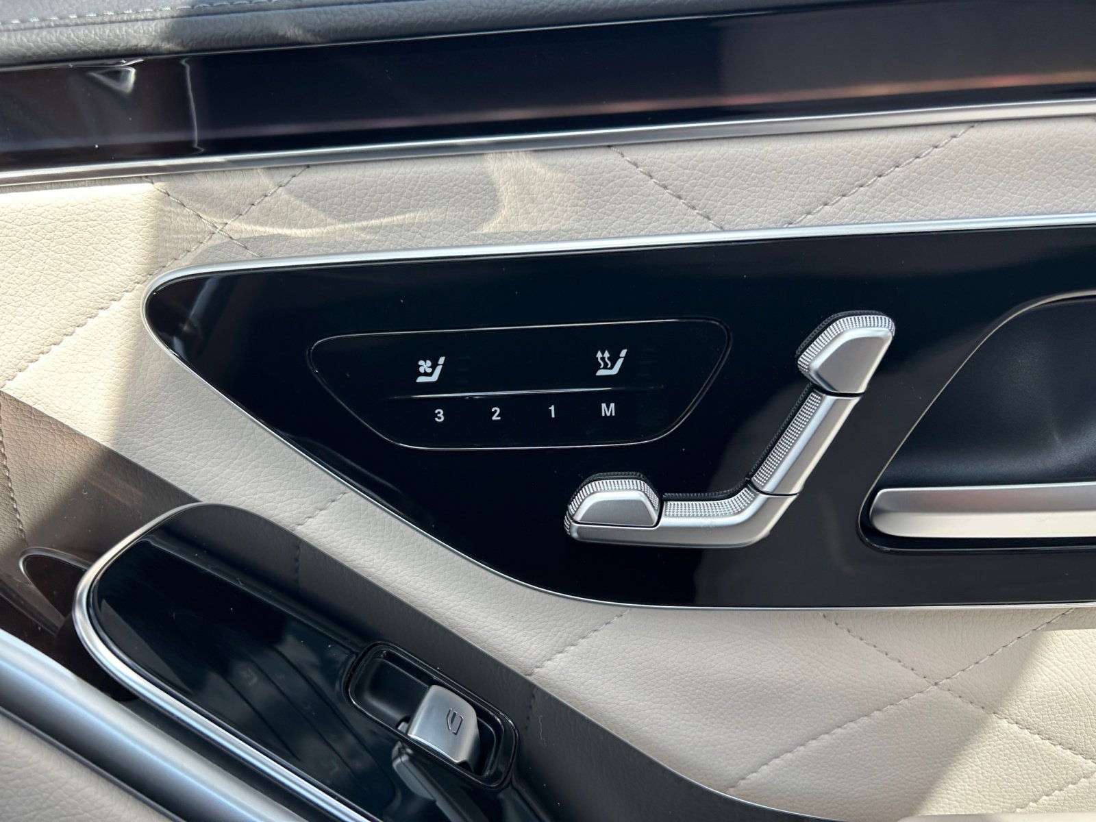 2026 Mercedes Benz S 580 4MATIC photo 29
