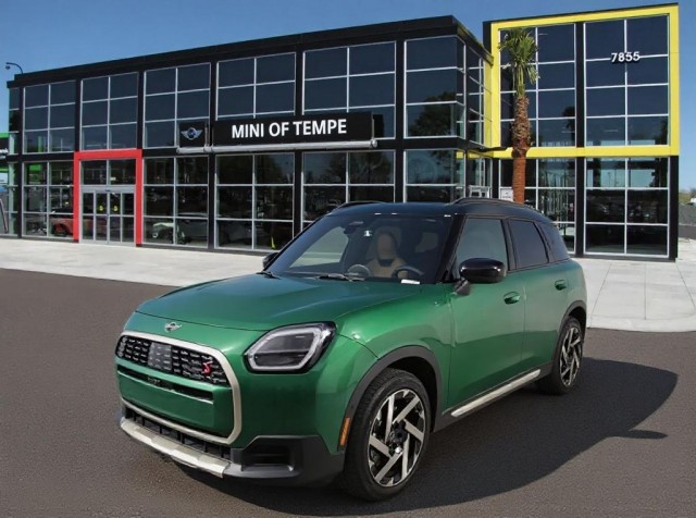 2026 MINI Countryman S's photo