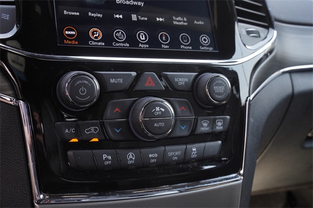 2022 Jeep Cherokee Limited photo 23