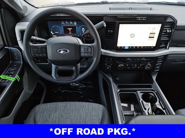 2026 Ford F-350 XLT photo 4