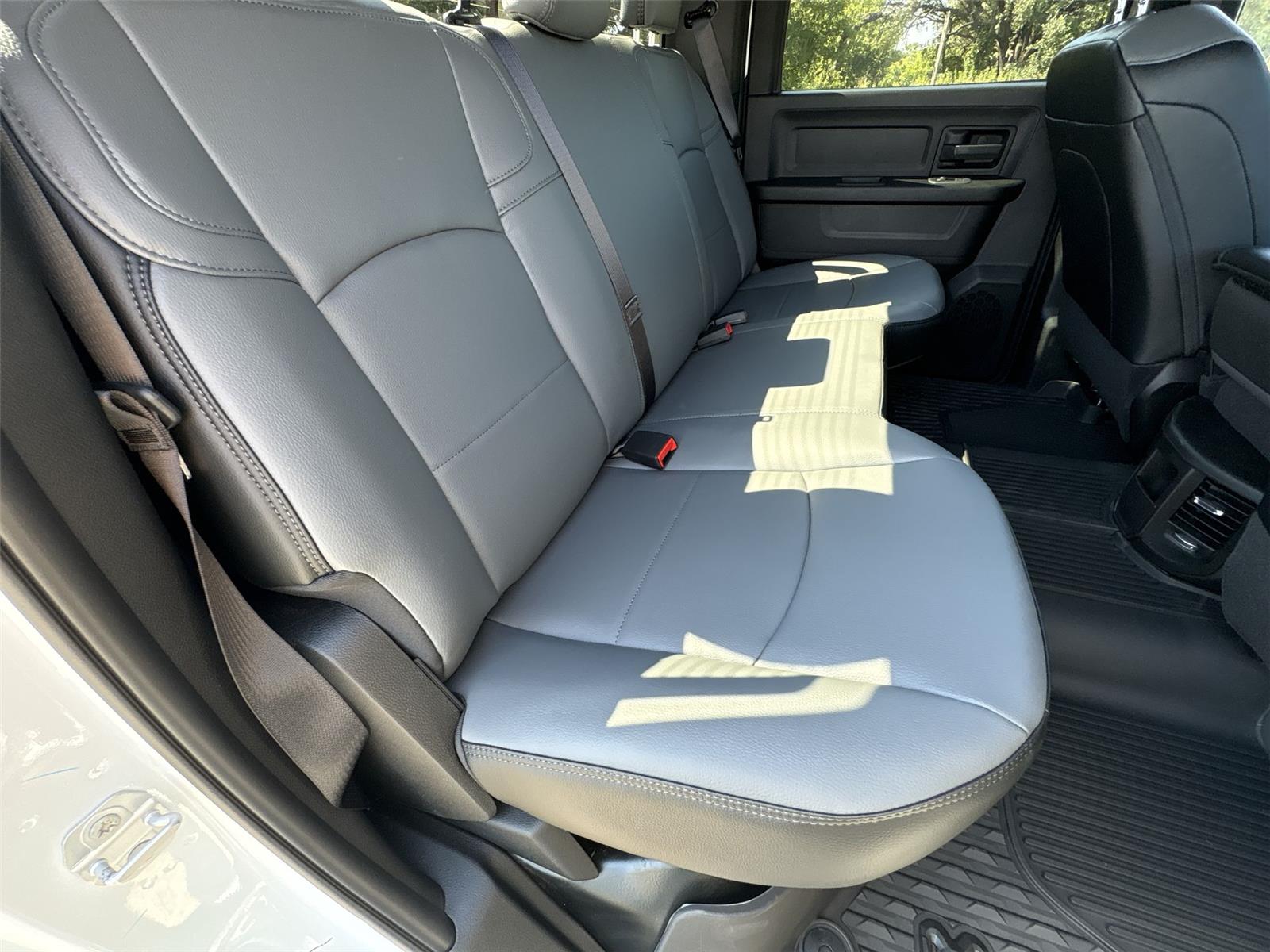 2026 Ram 3500 Tradesman photo 24