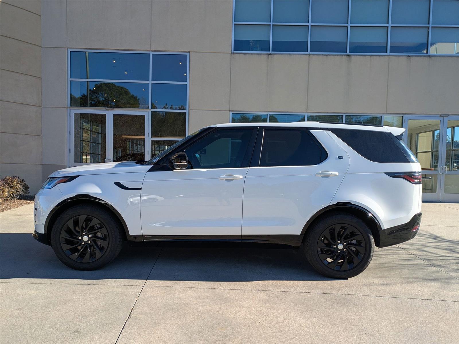 2021 Land Rover Discovery S R-Dynamic photo 4