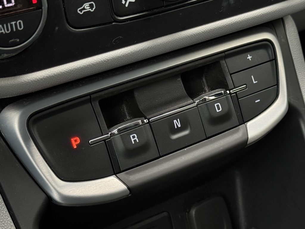 2024 Gmc Terrain SLT photo 27