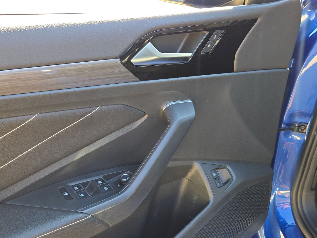 2022 Volkswagen Jetta 1.5T SEL photo 20