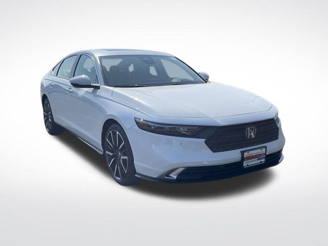 2025 Honda Accord Hybrid Touring photo 7