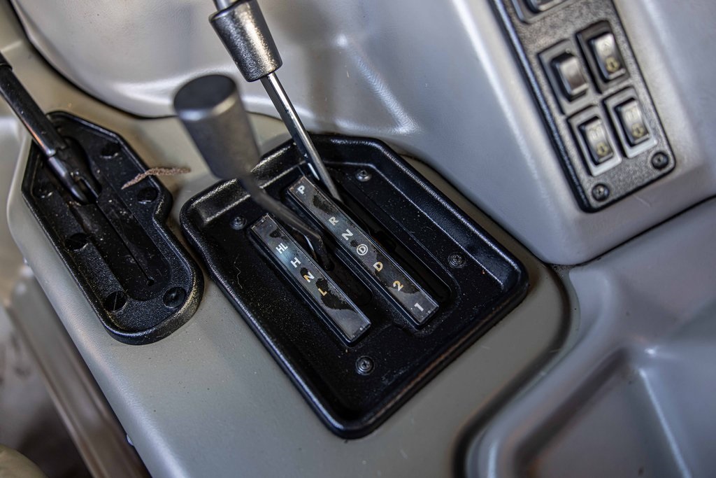 2003 HUMMER H1 - Image 24