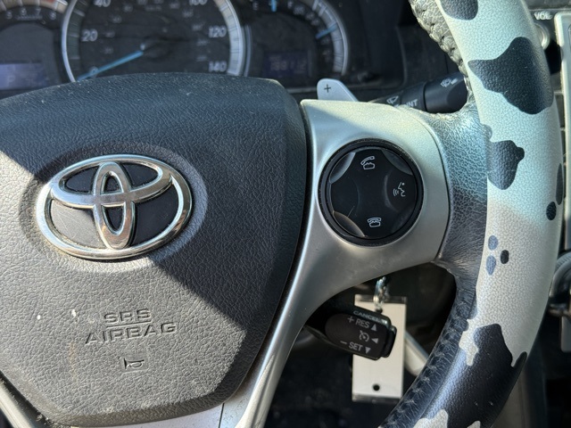 2014 Toyota Camry SE photo 15