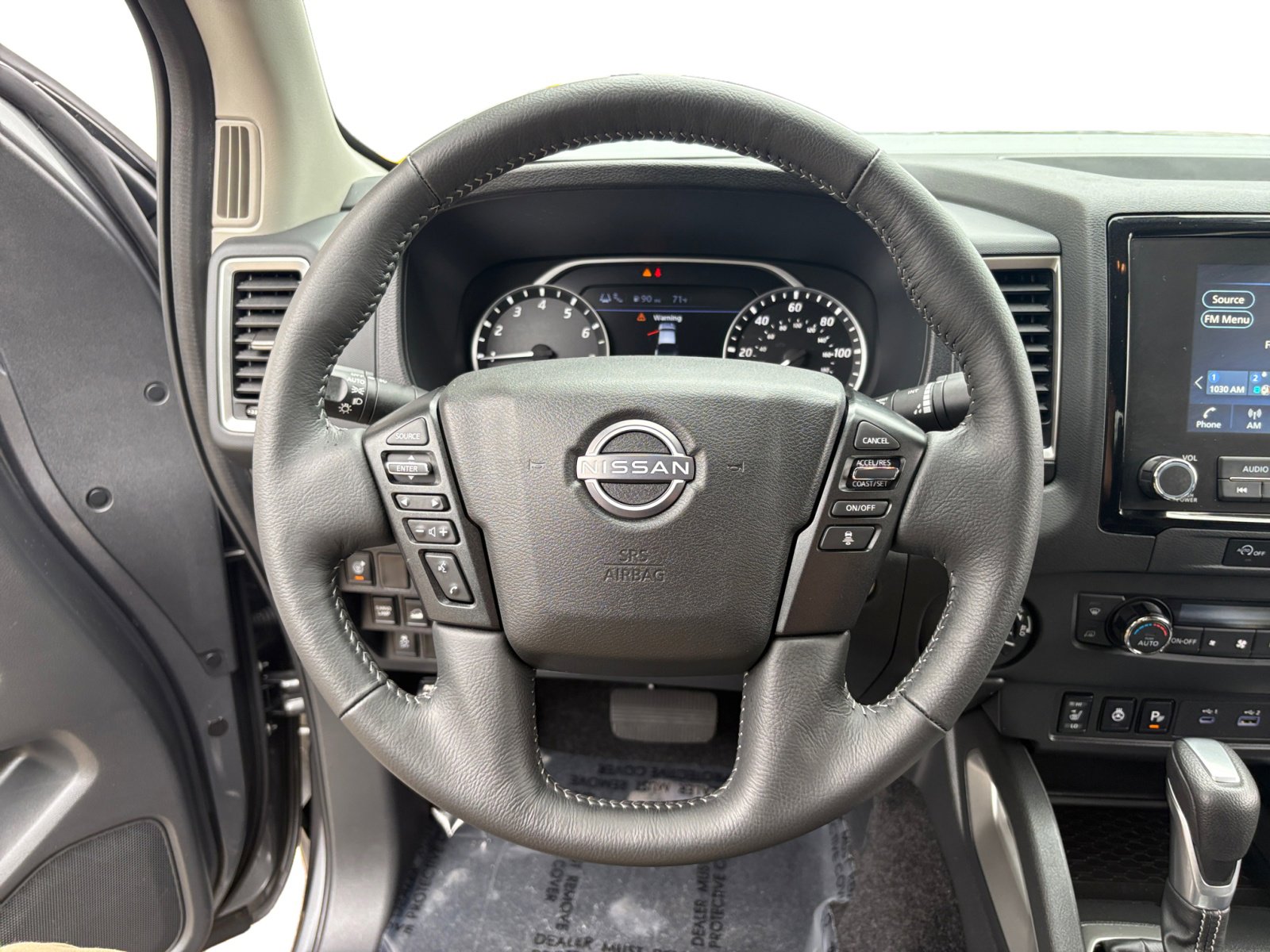 2024 Nissan Frontier SV photo 10