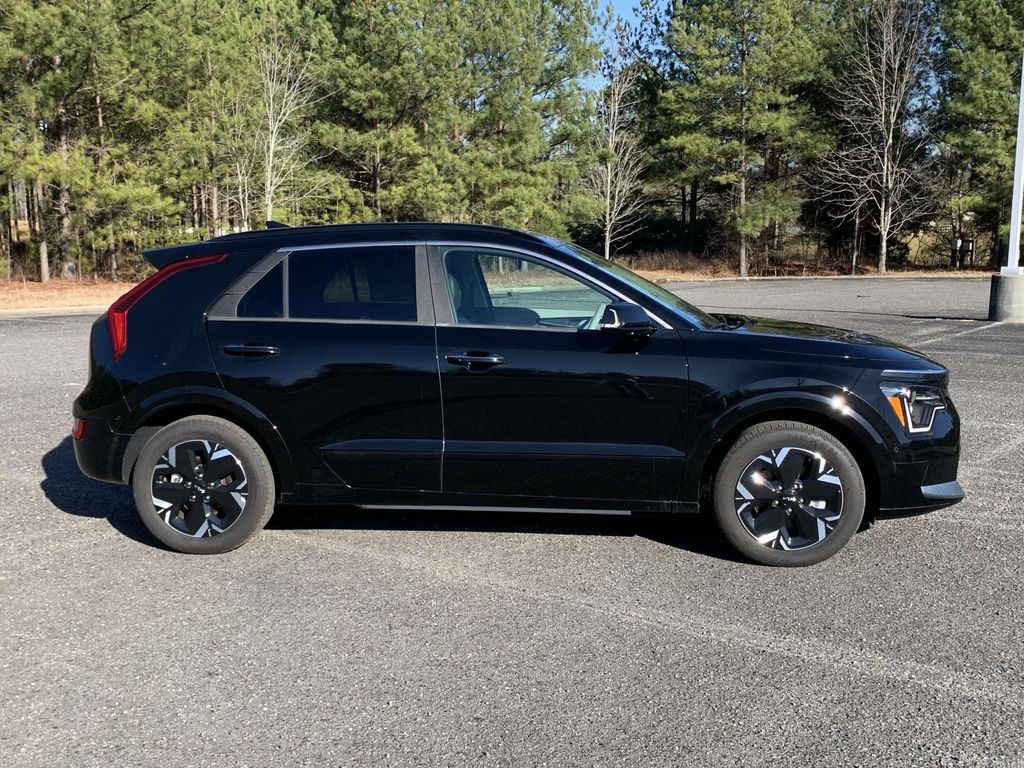 2024 Kia Niro Wave's photo