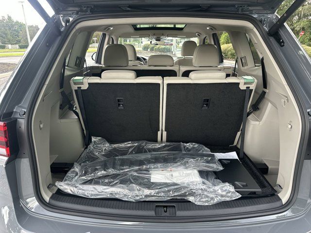 2026 Volkswagen Atlas SEL Premium R-Line photo 15