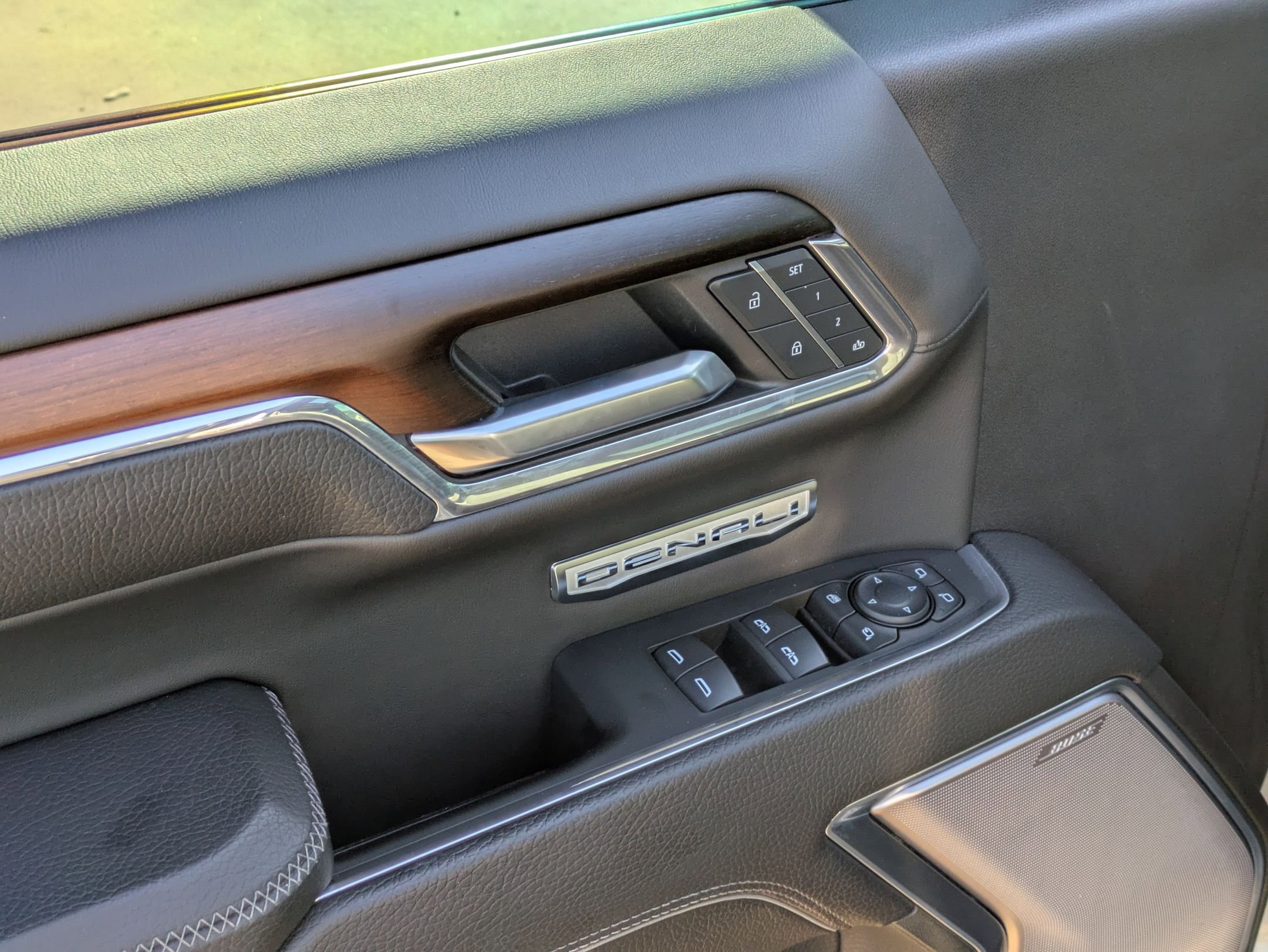 2024 Gmc Sierra 1500 Denali photo 11