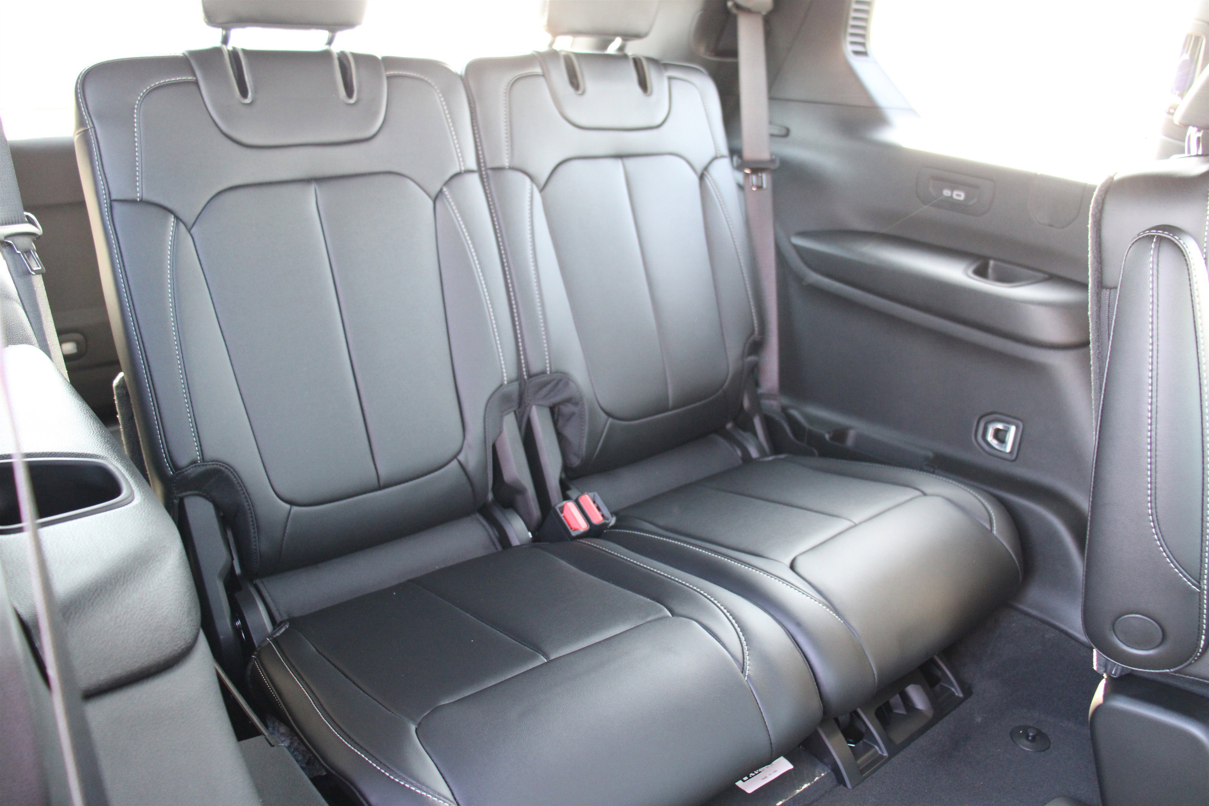 2025 Jeep Grand Cherokee Limited photo 11