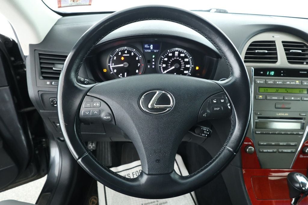 2009 Lexus ES 350 photo 12