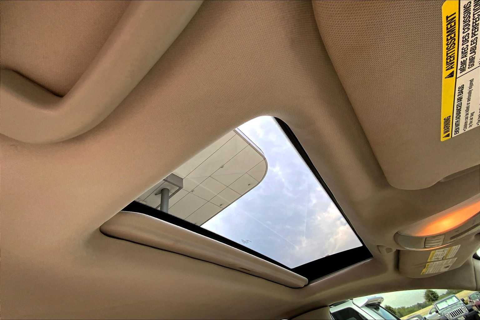 2018 Infiniti QX60 Plus Premium photo 11