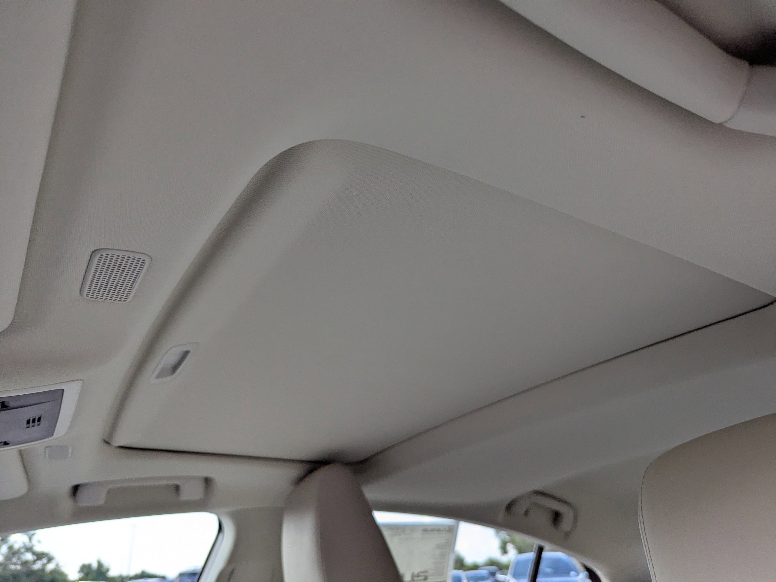 2025 Lexus ES 300h photo 20