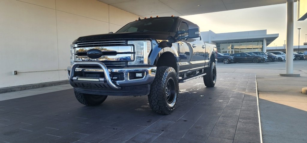 2019 Ford F-250 Super Duty Lariat's photo