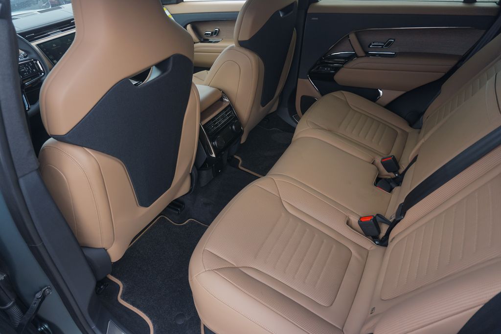 2025 Land Rover Range Rover Sport photo 26