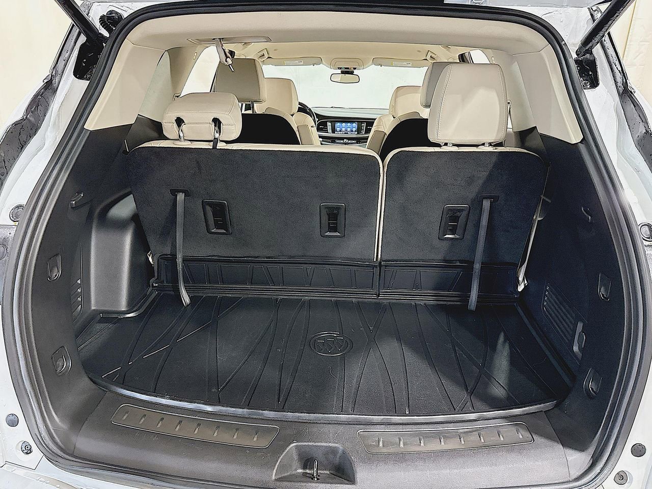 2022 Buick Enclave Essence photo 22
