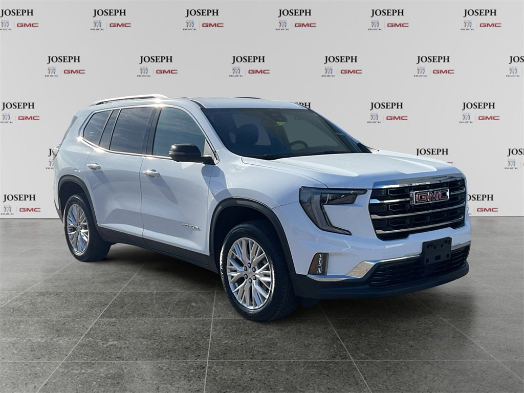 2024 GMC Acadia Elevation's photo