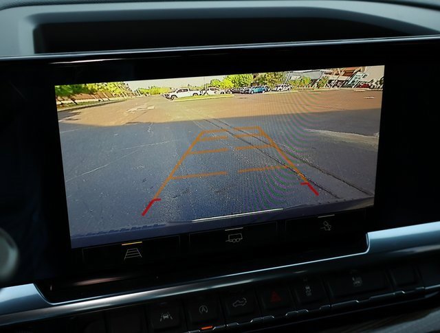 2025 Chevrolet Silverado 1500 LT photo 3