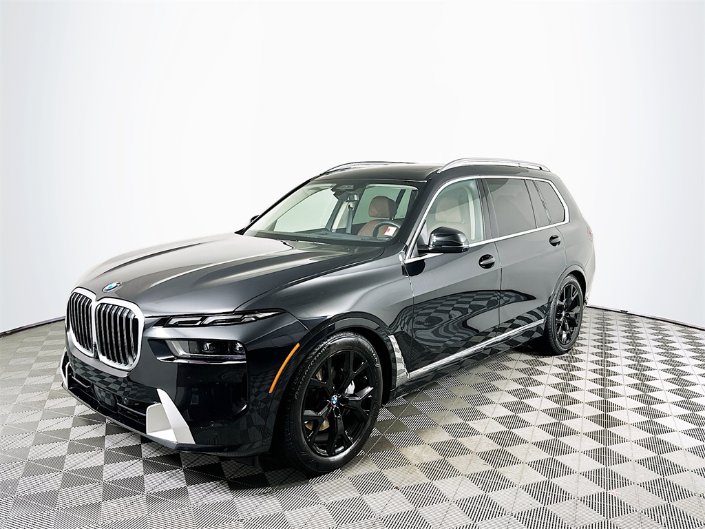 2025 BMW X7 40i's photo