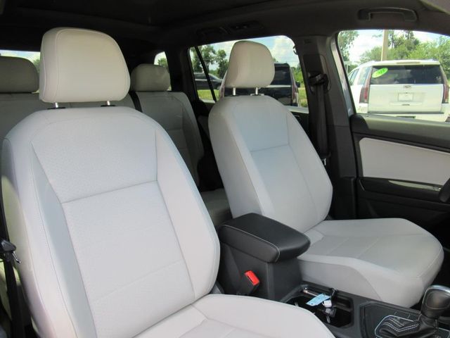 2021 Volkswagen Tiguan SE R-Line Black photo 9