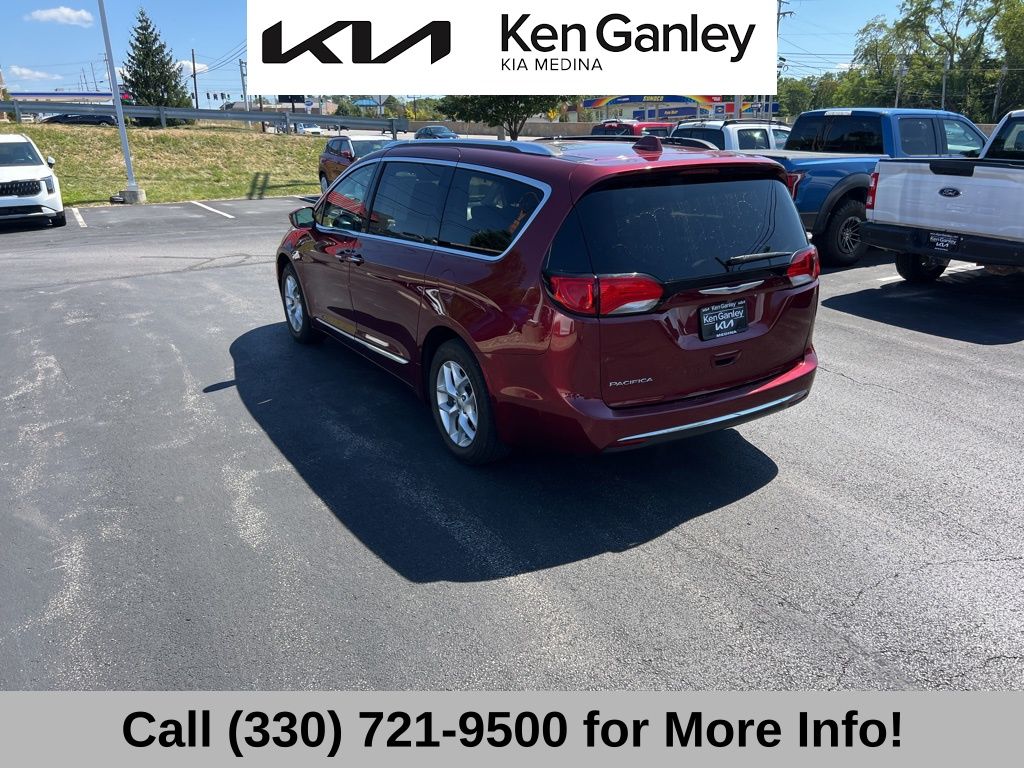 2018 Chrysler Pacifica Touring Plus photo 14