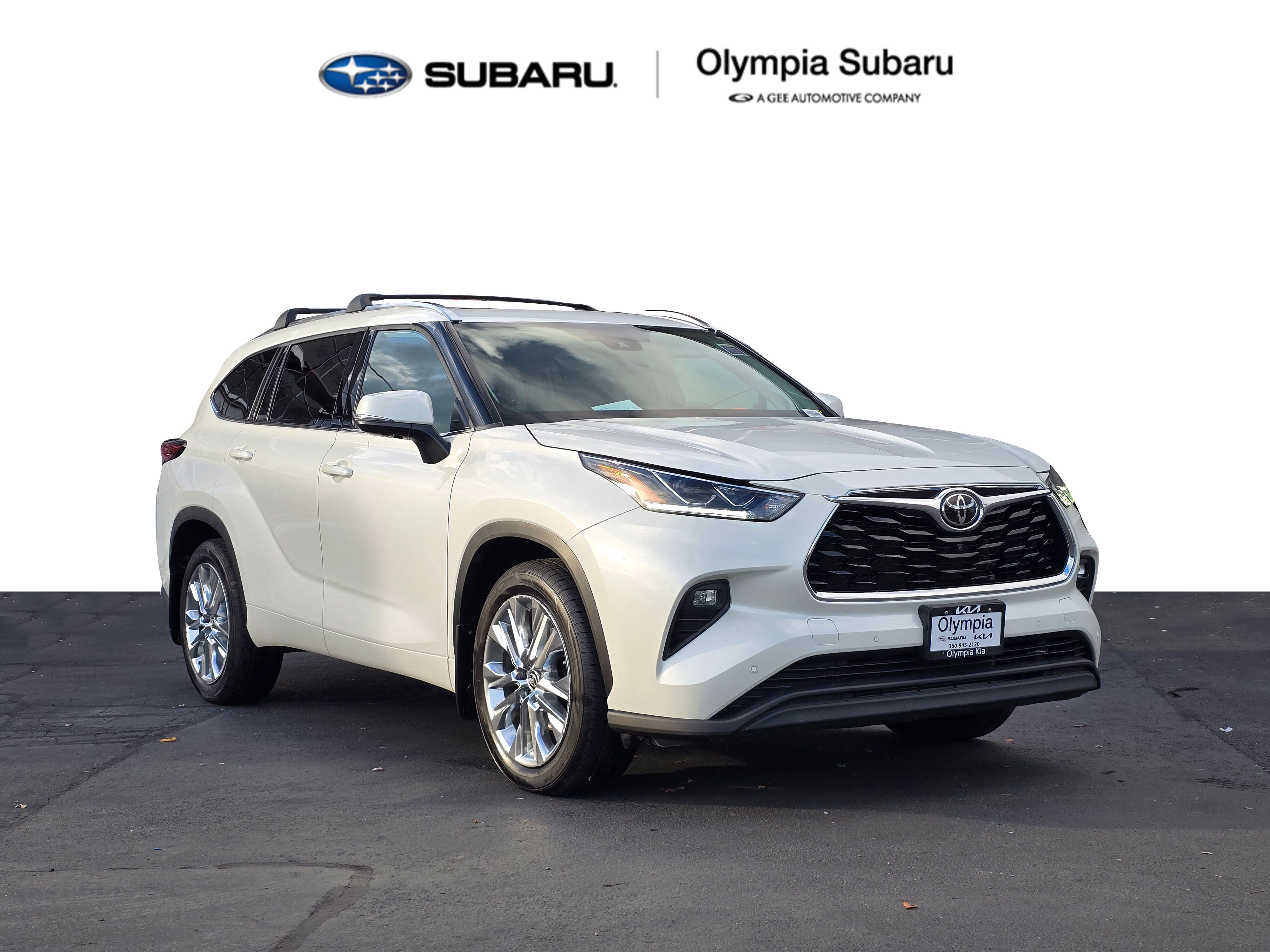 2021 Toyota Highlander Limited's photo