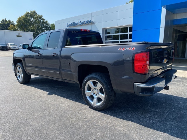 2015 Chevrolet Silverado 1500 LT photo 3