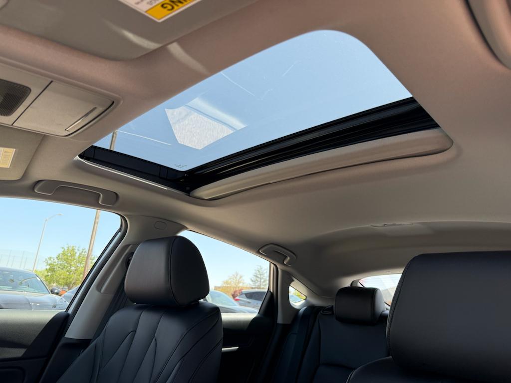 2025 Acura Integra Base photo 10