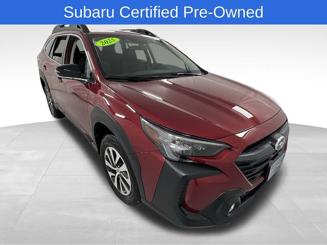 2025 Subaru Outback Premium's photo