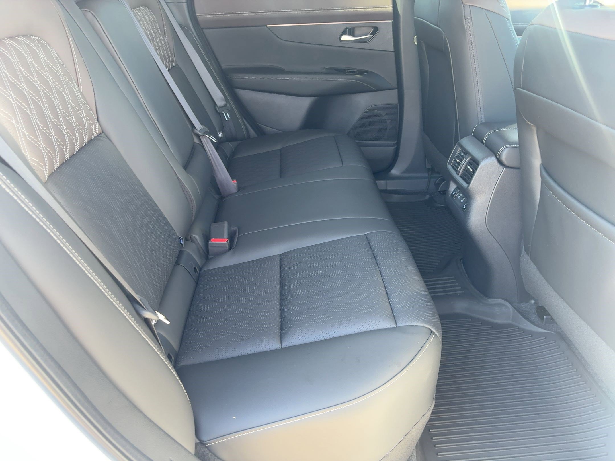 2026 Nissan Murano Platinum photo 25
