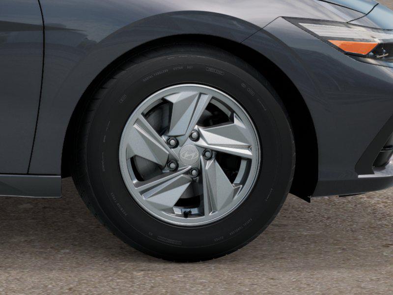 New 2025 Gray Hyundai SE image 8
