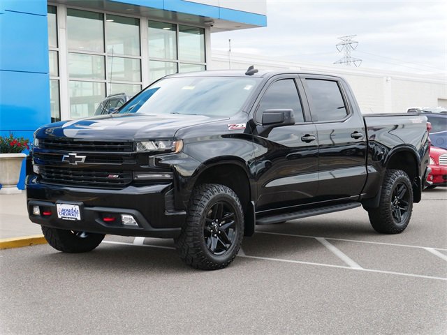 Used 2022 Chevrolet Silverado 1500 Limited LT Trail Boss with VIN 1GCPYFED3NZ235498 for sale in Roseville, Minnesota
