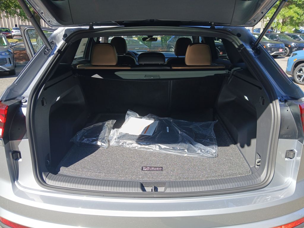 2026 Volkswagen Atlas Cross Sport SE photo 21