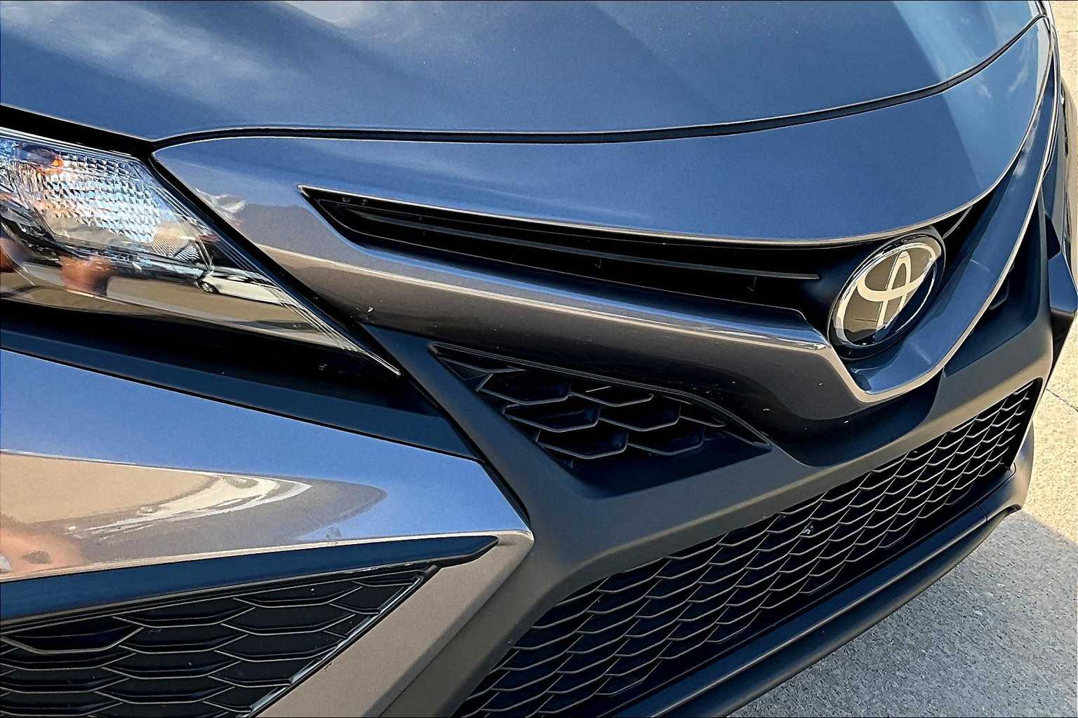 2024 Toyota Camry SE photo 29