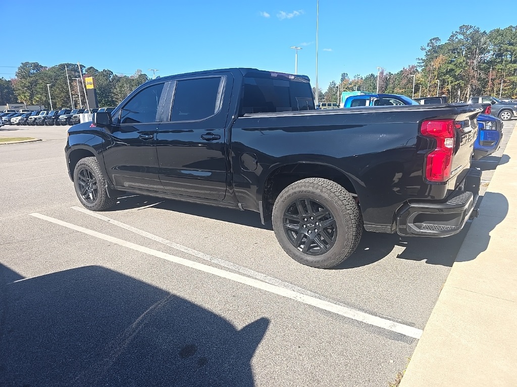 2025 Chevrolet Silverado 1500 RST photo 4