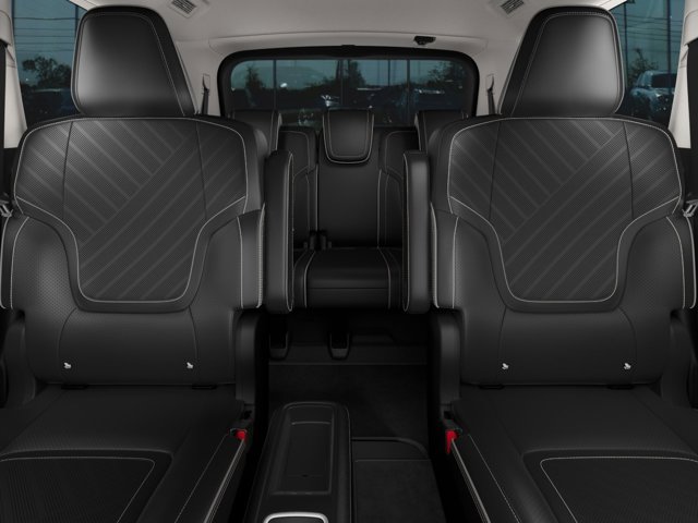 2026 Infiniti QX80 Luxe photo 4