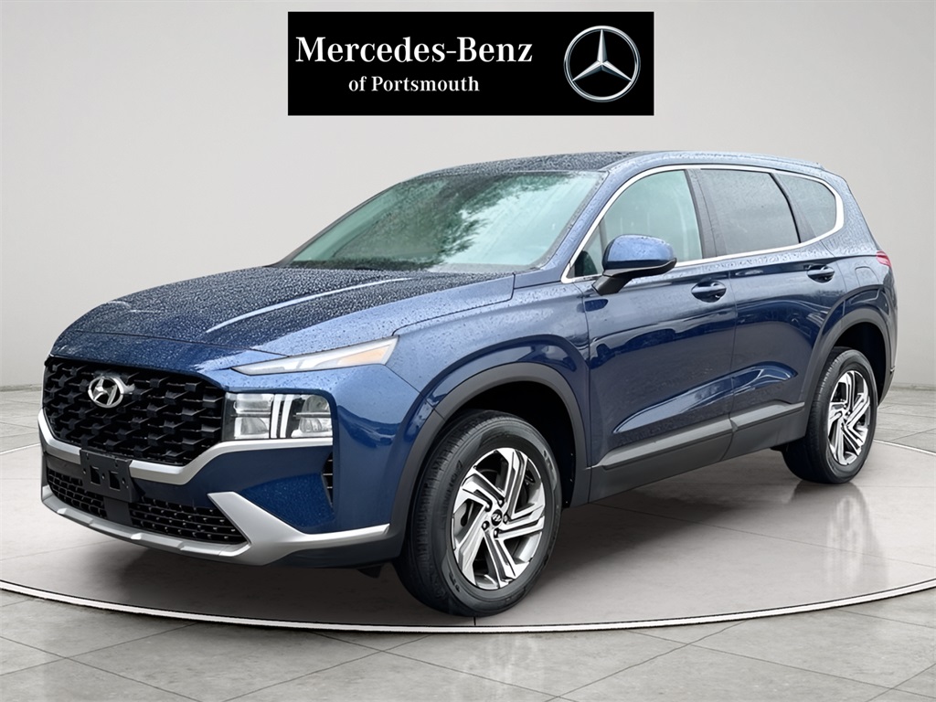 2022 Hyundai Santa Fe SE's photo