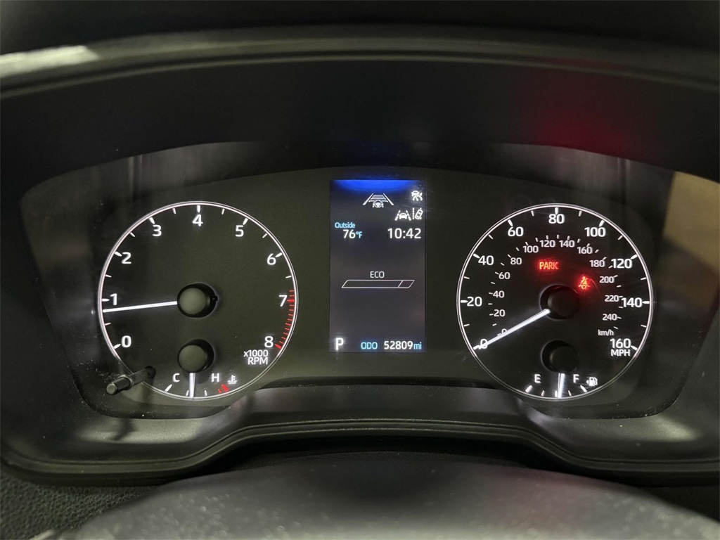 2024 Toyota Corolla LE photo 16