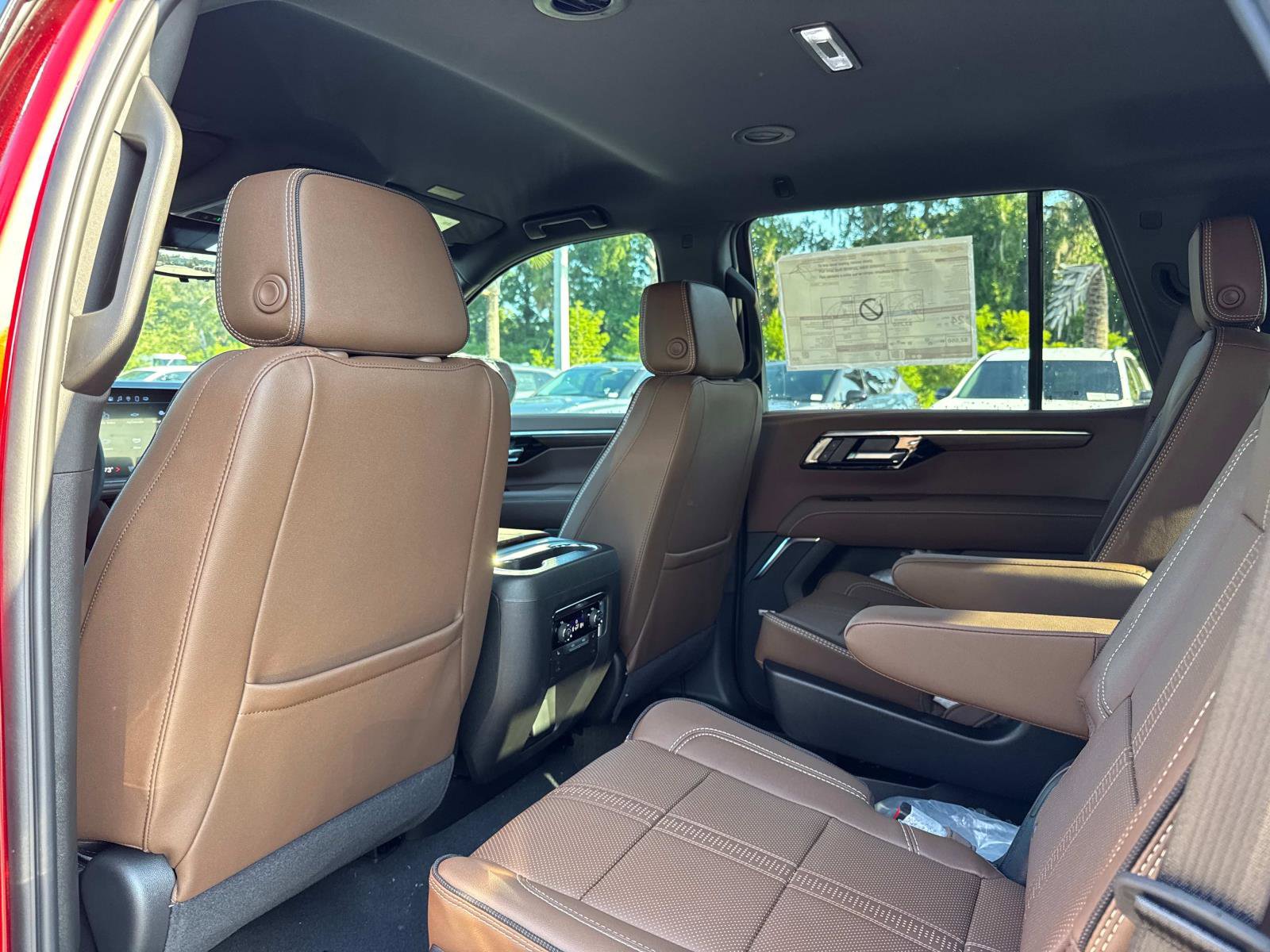 2025 Chevrolet Tahoe High Country photo 16