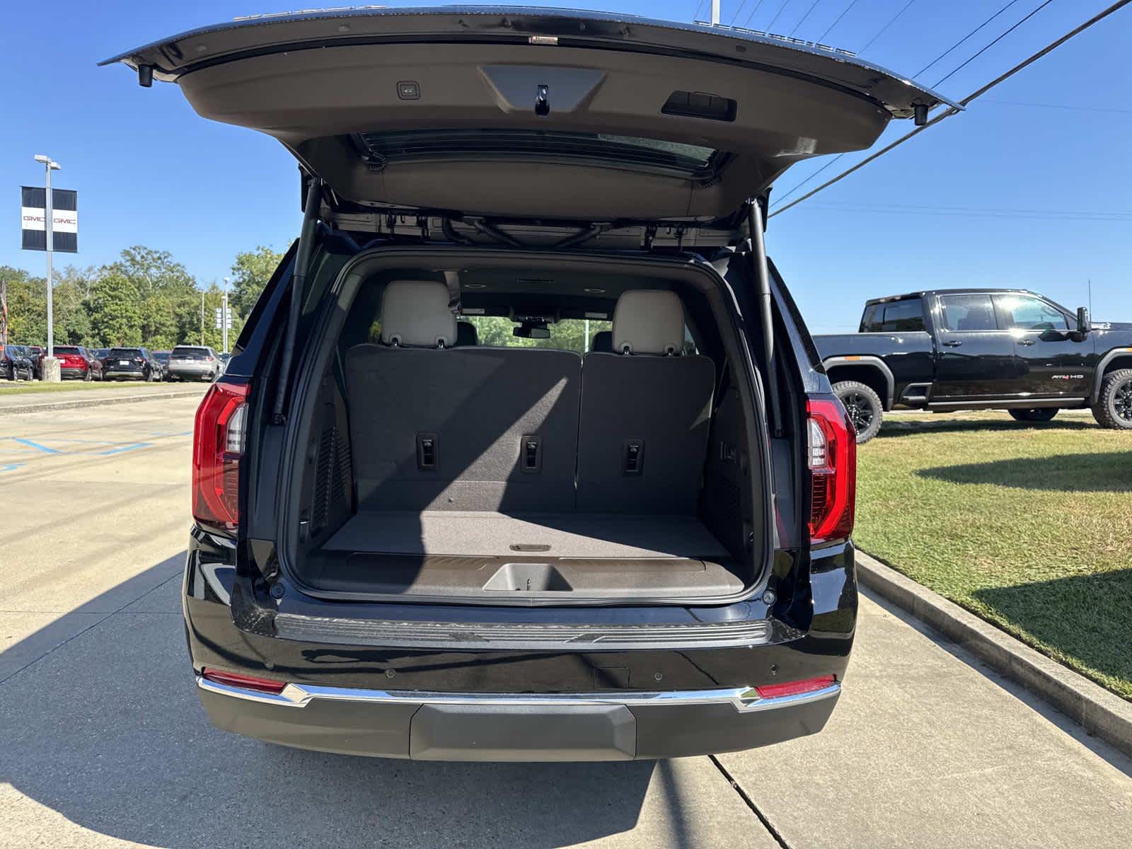 2026 Gmc Yukon photo 7
