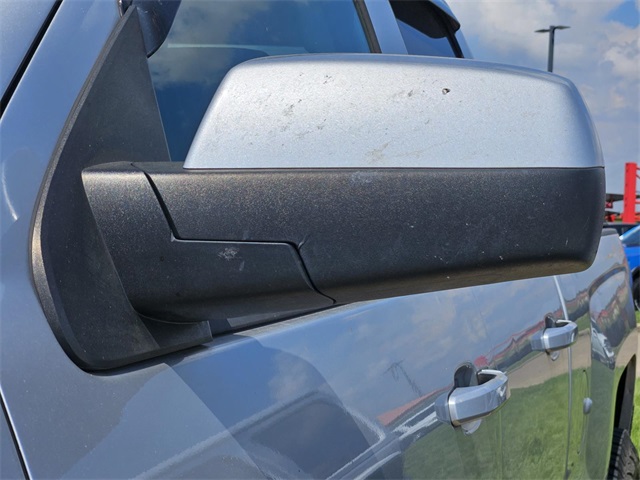 2015 Chevrolet Silverado 1500 LT photo 5