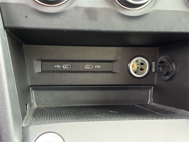 2022 Volkswagen Taos SE photo 20