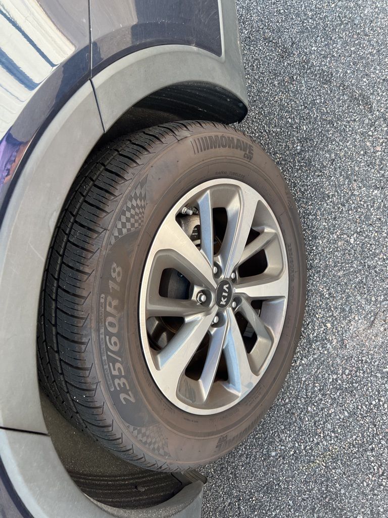 2019 Kia Sorento EX photo 19