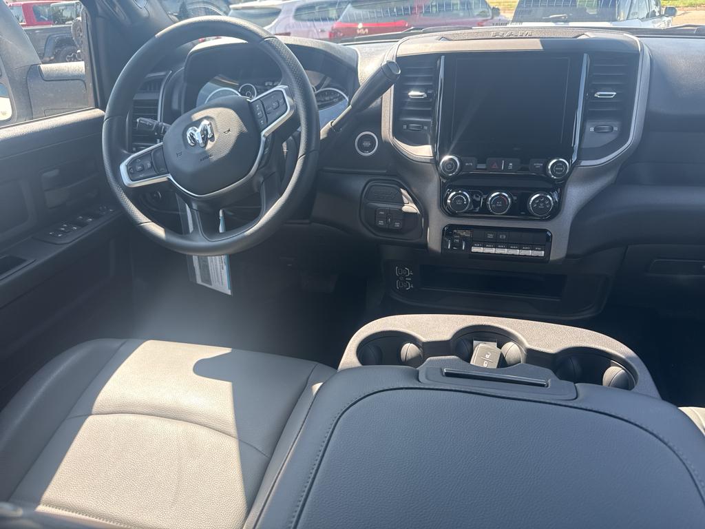 2025 Ram 5500 Tradesman photo 17